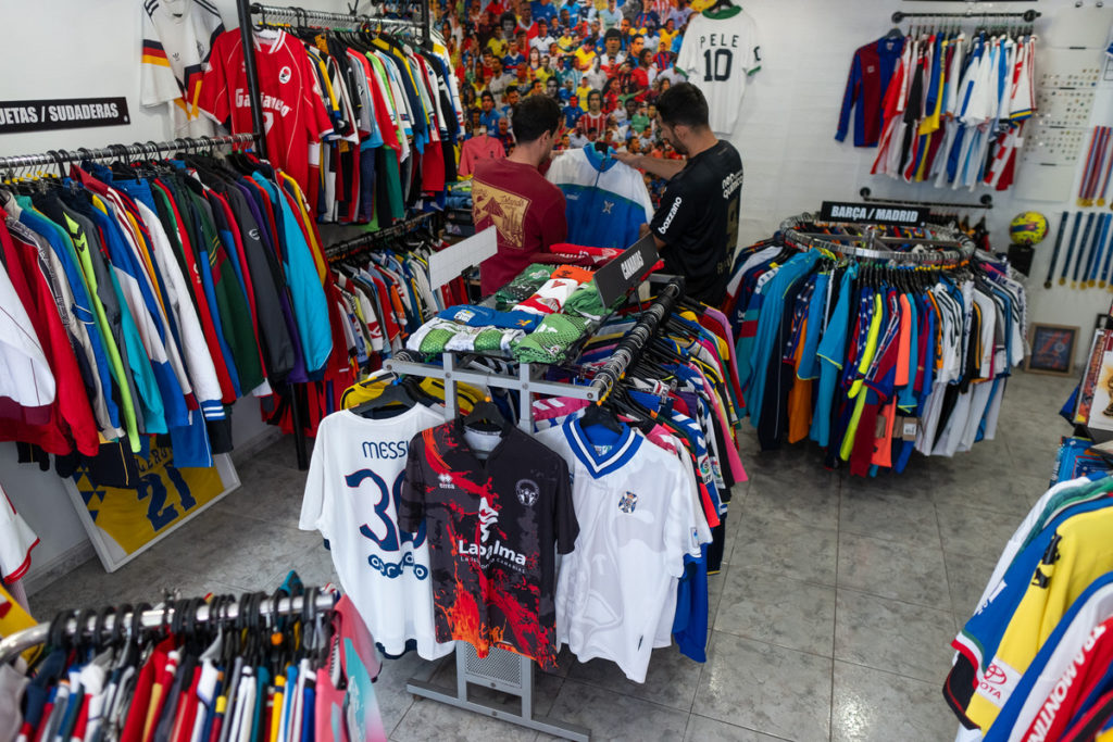 RS730076_fp Tienda Camisetas 1 Scr 1024x683 1